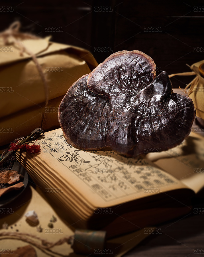 藥材和藥稱(chēng)邊的醫(yī)書(shū)上放著野生靈芝（主預(yù)覽-5076286） - 未分類(lèi) - 站酷設(shè)計(jì)師小等一下原創(chuàng)素材 - 站酷ZCOOL