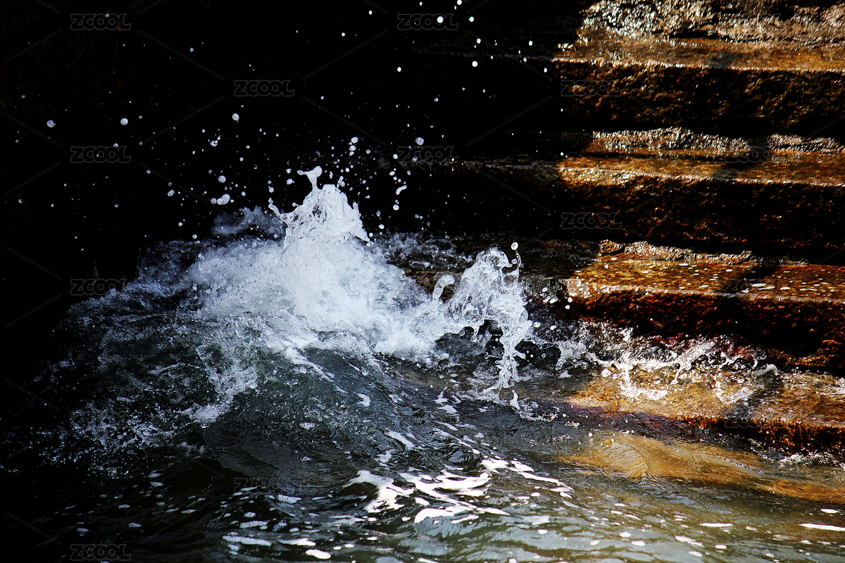 臺(tái)風(fēng)天岸邊拍打的浪花（主預(yù)覽-4864281） - 未分類(lèi) - 站酷設(shè)計(jì)師WUWUDEFENSI原創(chuàng)素材 - 站酷ZCOOL