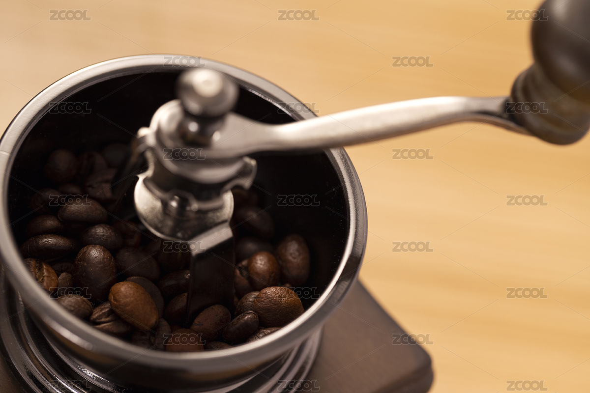 木桌上的手磨咖啡機（主預覽-4398143） - 未分類 - 站酷設計師胖虎先生呀原創(chuàng)素材 - 站酷ZCOOL