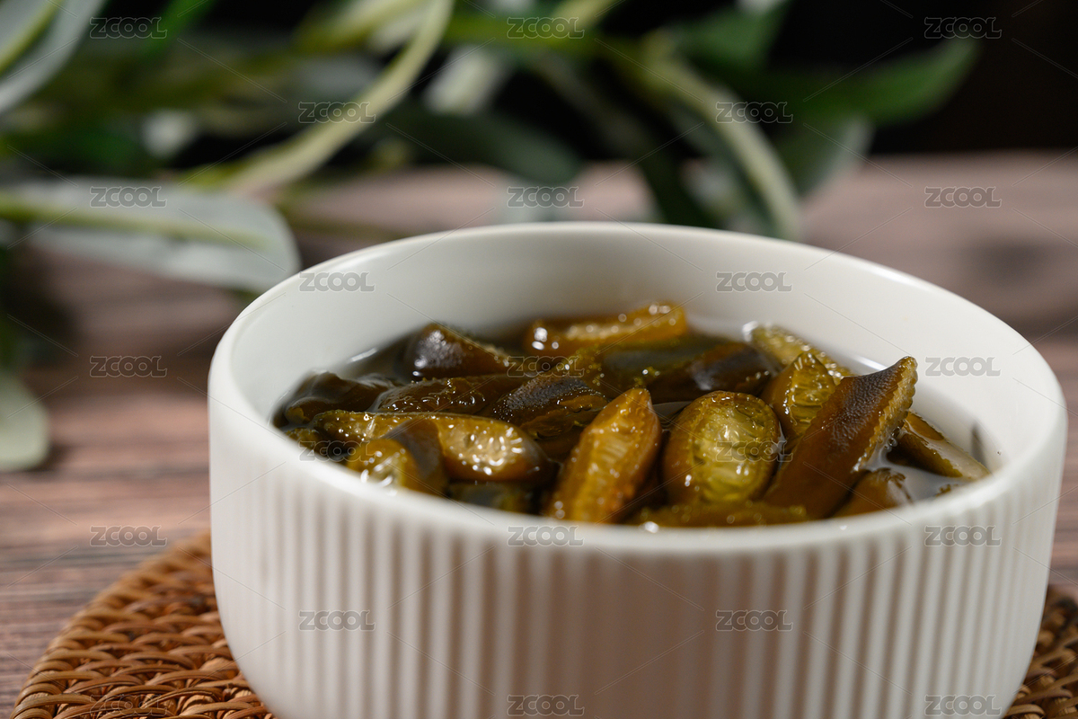 桌面上的碗里的泡發(fā)開的海茸（主預(yù)覽-8862248） - 未分類 - 站酷設(shè)計(jì)師我是小助理原創(chuàng)素材 - 站酷ZCOOL