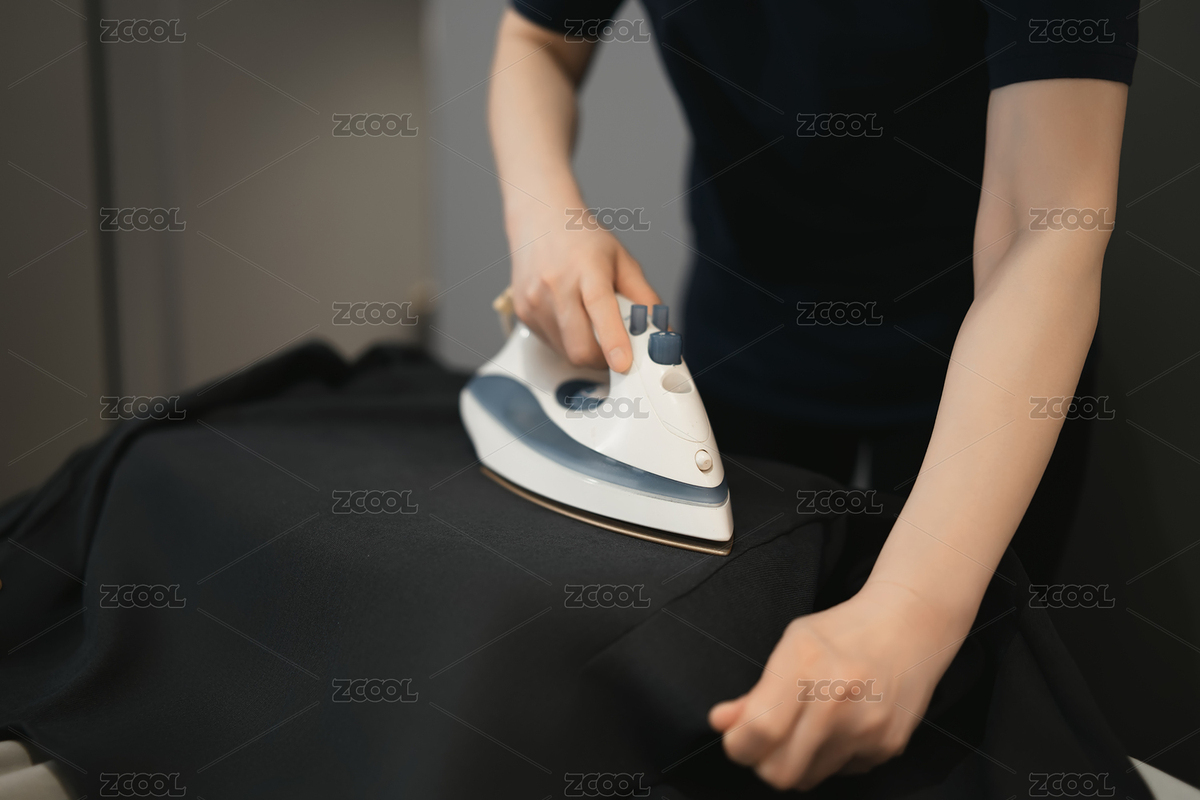 用现代蒸汽熨斗轻松护理衣物（主预览-6633328） - 未分类 - 站酷设计师feichangbaoquan原创素材 - 站酷ZCOOL
