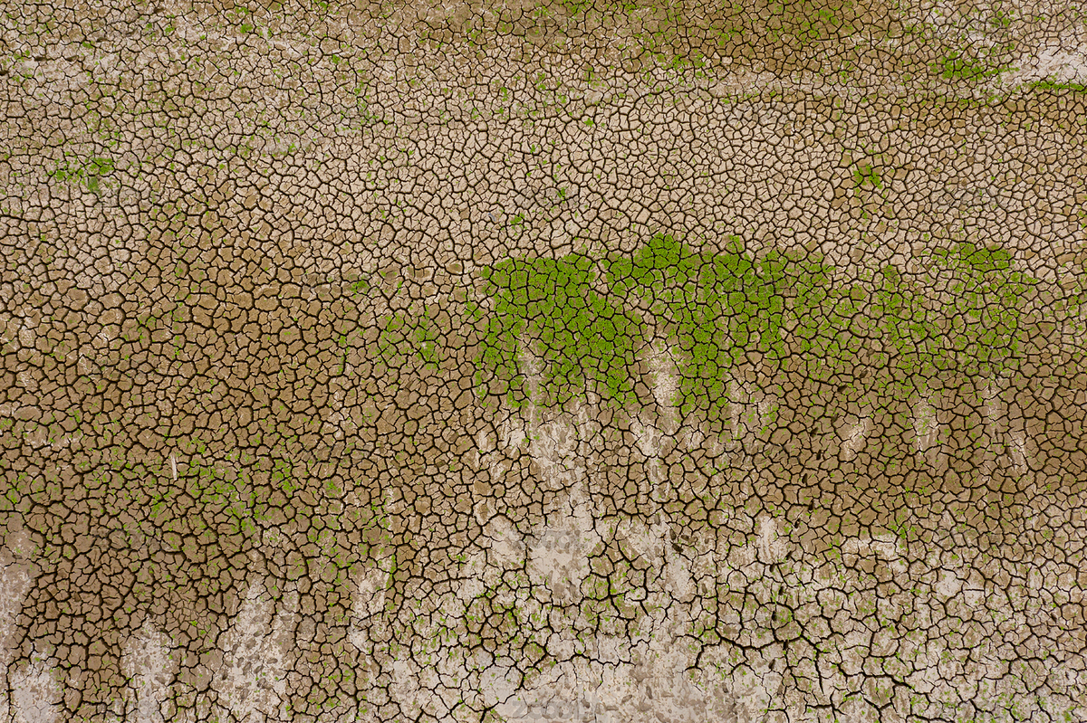 航拍长江武汉段水位下降河床裸露干旱龟裂（主预览-8708958） - 未分类 - 站酷设计师VPiegemfHK原创素材 - 站酷ZCOOL