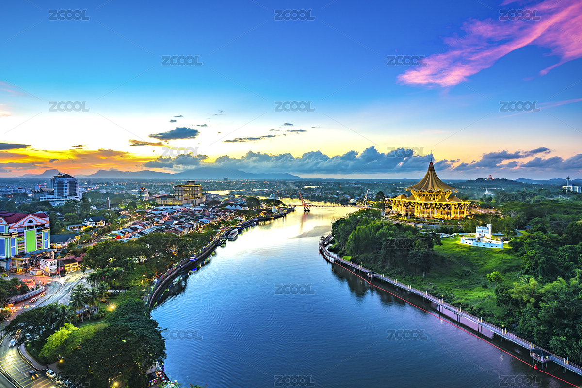 Sunset Landscape above Sarawak River with Landmark Building New Sarawak State Legislative Assembly Building, Kuching, East Malaysia, Boneo Island, Asia（主预览-1537289） - 未分类 - 站酷设计师美景梦中原创素材 - 站酷ZCOOL