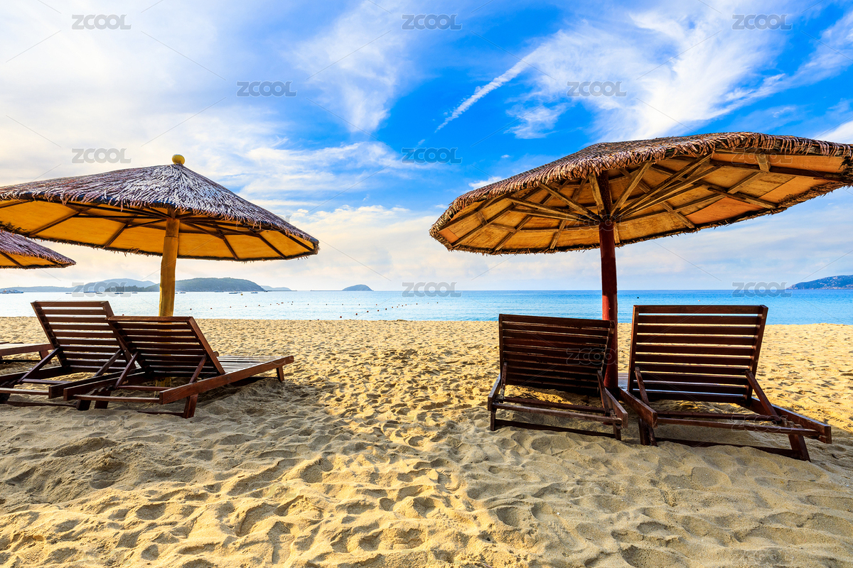 夏日海灘上的木床和遮陽傘（主預(yù)覽-1951492） - 未分類 - 站酷設(shè)計(jì)師My stock原創(chuàng)素材 - 站酷ZCOOL