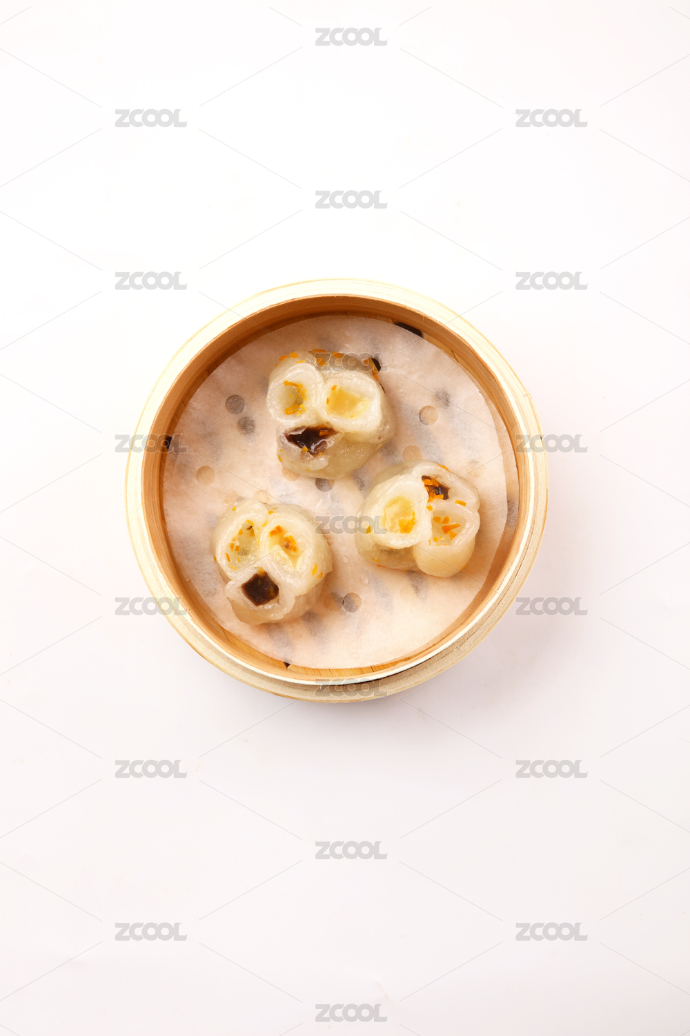 美食摄影白底图-笼仔饺子
