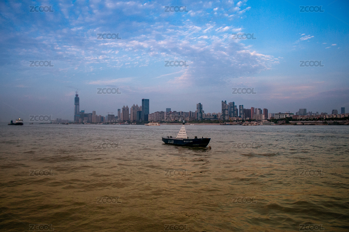 武漢長江上的貨船（主預(yù)覽-9042203） - 未分類 - 站酷設(shè)計師李斯特lisite原創(chuàng)素材 - 站酷ZCOOL