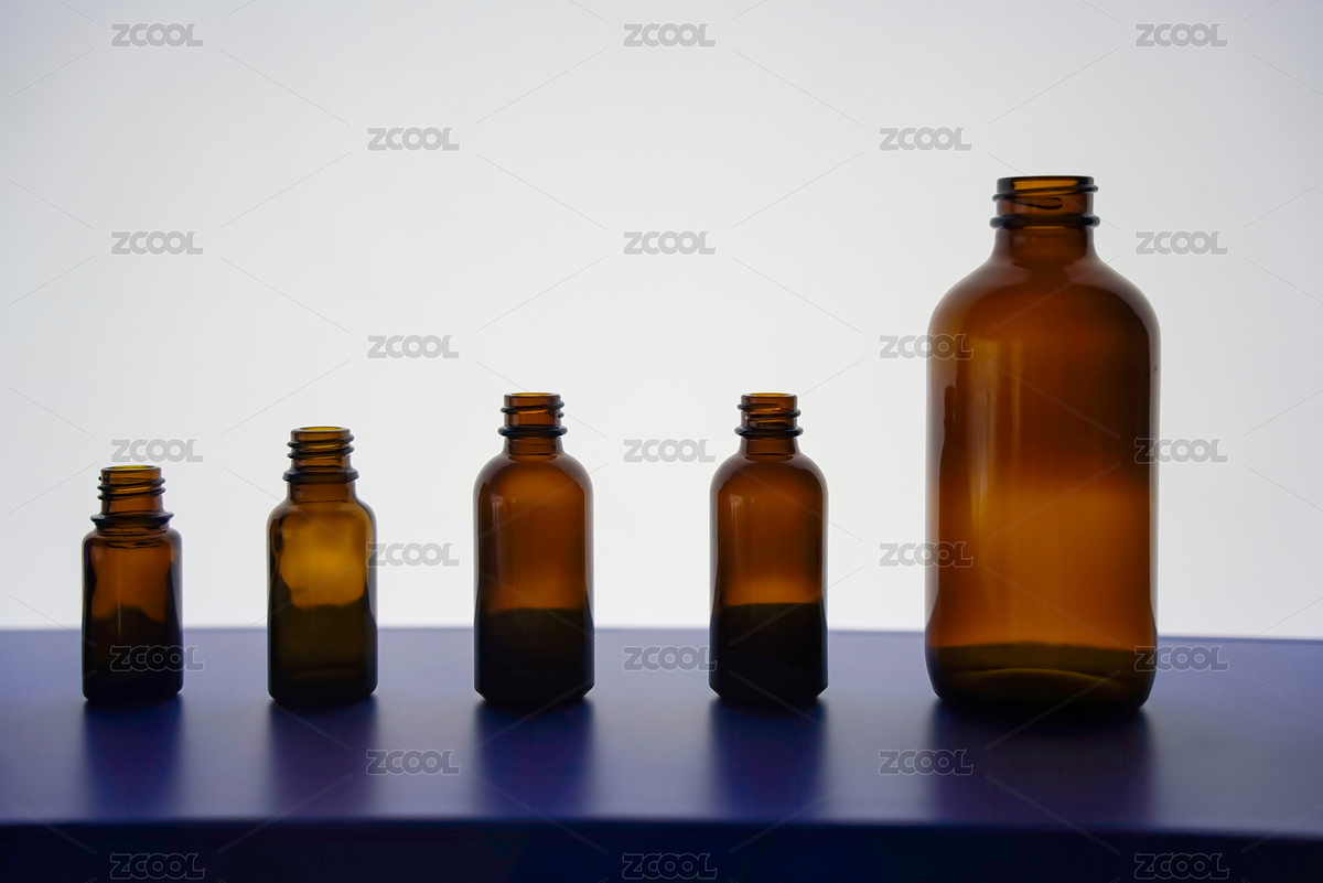 淄博陶瓷琉璃博物馆陈列的玻璃瓶玻璃杯（主预览-5715275） - 未分类 - 站酷设计师赫托克原创素材 - 站酷ZCOOL