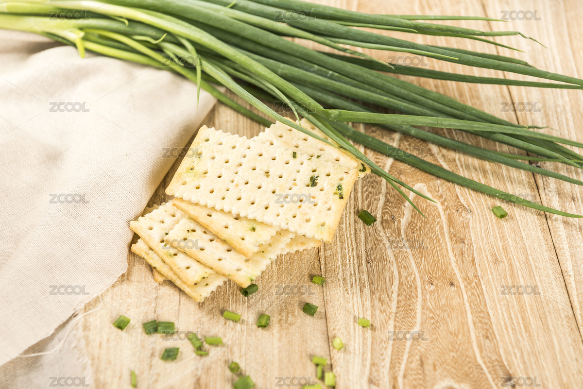 木板上的蔥香餅干（主預(yù)覽-3283412） - 未分類 - 站酷設(shè)計(jì)師野鴉原創(chuàng)素材 - 站酷ZCOOL