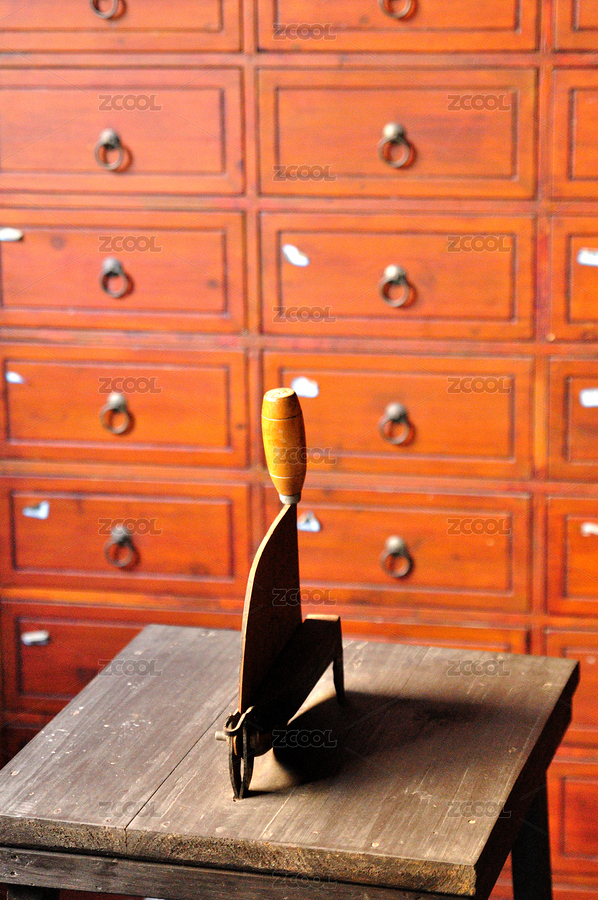 藥房里的切藥刀（主預(yù)覽-5448221） - 未分類 - 站酷設(shè)計(jì)師墨楓原創(chuàng)素材 - 站酷ZCOOL