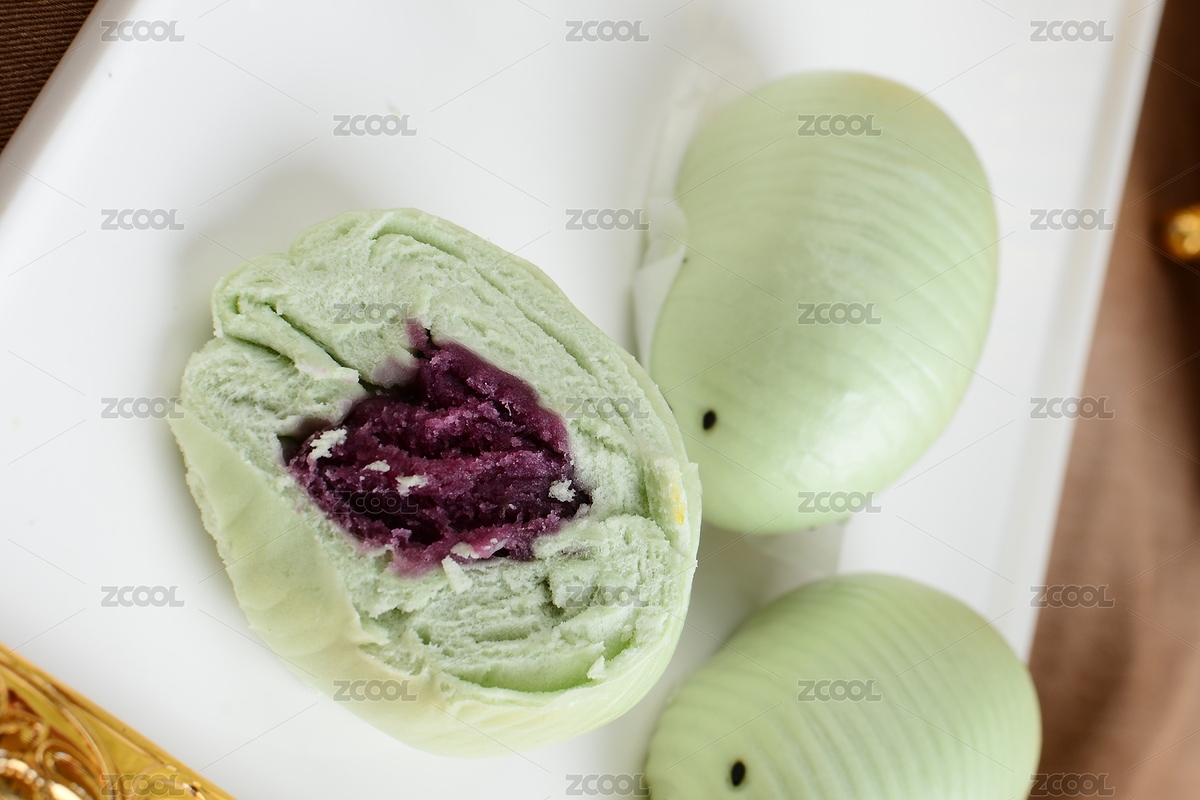 放在桌子上的红豆包（主预览-7568380） - 未分类 - 站酷设计师曈心圆原创素材 - 站酷ZCOOL