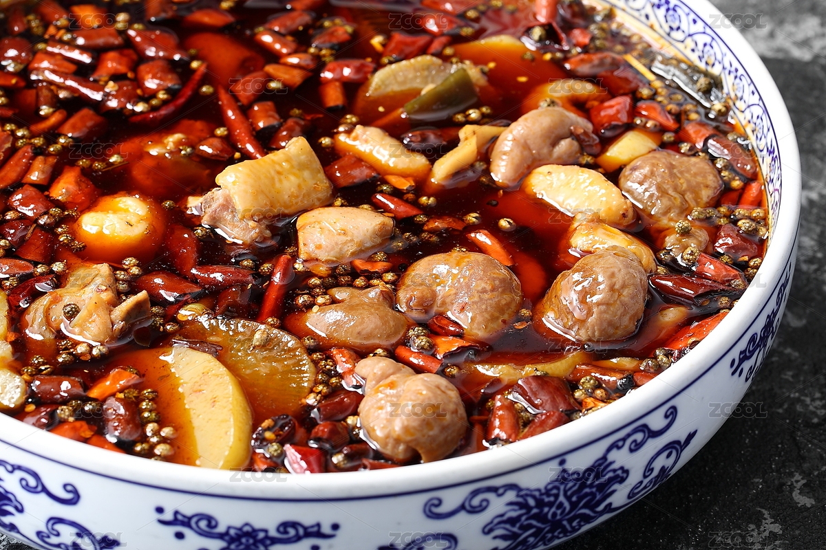 平底大盆里的麻辣水煮肥腸雞（主預(yù)覽-8924614） - 未分類 - 站酷設(shè)計師紅狐貍攝影工作室原創(chuàng)素材 - 站酷ZCOOL