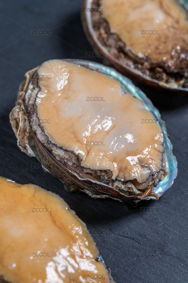 木紋桌石板上的新鮮鮑魚（主預覽-6443043） - 未分類 - 站酷設計師蘇璟棠原創(chuàng)素材 - 站酷ZCOOL