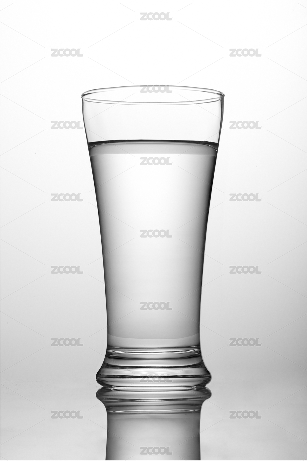 透明酒杯