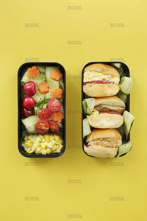 便當(dāng)盒里的金槍魚(yú)牛肉雞蛋迷你漢堡和蔬菜（主預(yù)覽-1392795） - 未分類(lèi) - 站酷設(shè)計(jì)師KMJOY原創(chuàng)素材 - 站酷ZCOOL