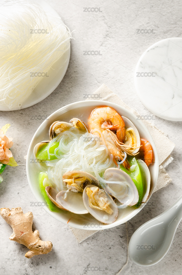 一碗鮮美的海鮮湯鮮蝦花甲粉絲湯（主預(yù)覽-3399036） - 未分類 - 站酷設(shè)計師今日吃魚原創(chuàng)素材 - 站酷ZCOOL