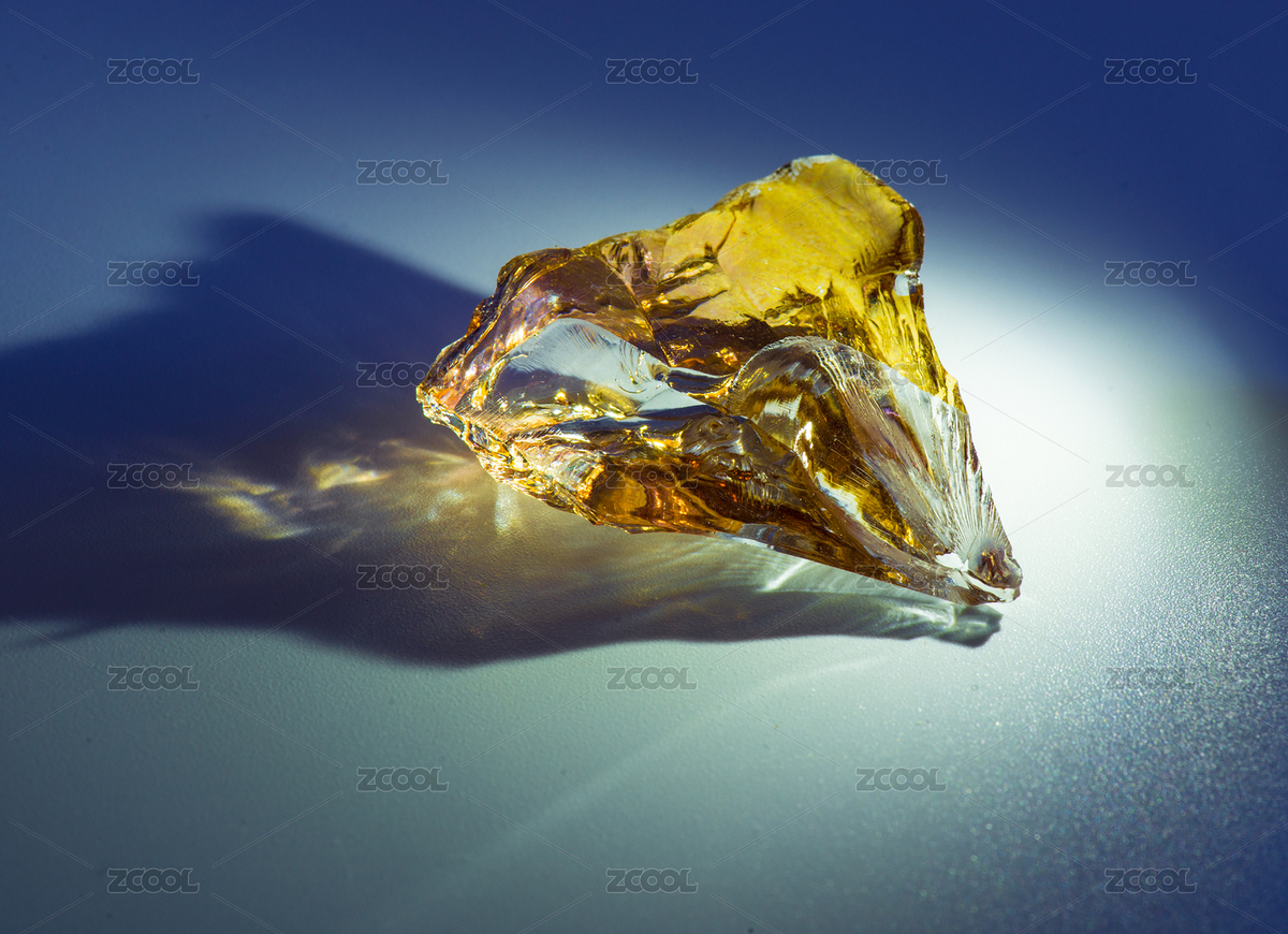 在燈光照射下的各種顏色的玻璃碎片（主預覽-2133583） - 未分類 - 站酷設計師陳綻原創(chuàng)素材 - 站酷ZCOOL