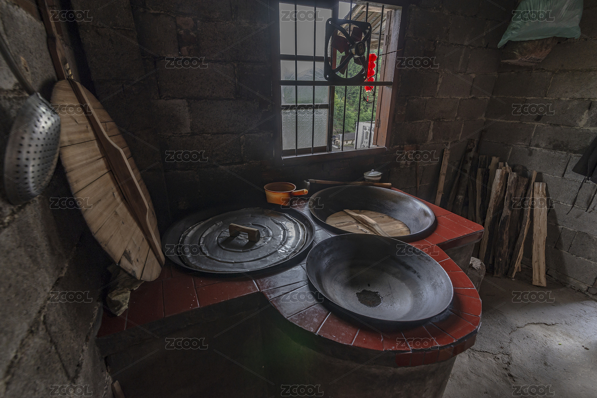 一老舊廚房里的爐灶及廚房用具，中國福建連城（主預(yù)覽-7758877） - 未分類 - 站酷設(shè)計師只取一瓢原創(chuàng)素材 - 站酷ZCOOL