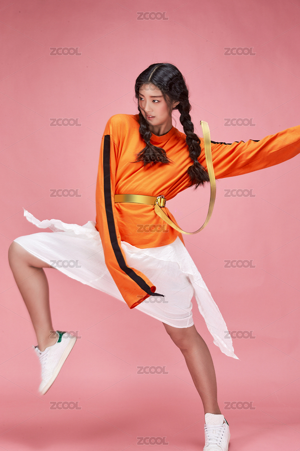 攝影棚拍攝的時(shí)尚亞洲女性模特（主預(yù)覽-1386345） - 未分類 - 站酷設(shè)計(jì)師藍(lán)太陽(yáng)TNT原創(chuàng)素材 - 站酷ZCOOL