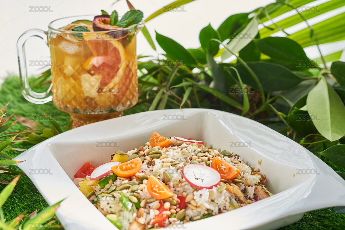 在綠色草地上的清爽夏日超級沙拉（主預覽-8312286） - 未分類 - 站酷設(shè)計師Z93014592原創(chuàng)素材 - 站酷ZCOOL