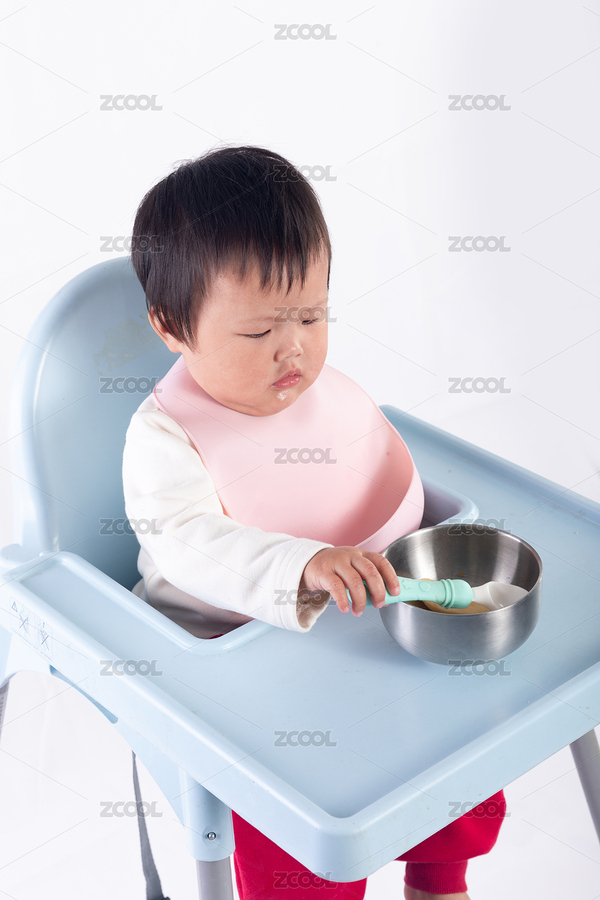 亞洲寶寶手拿硅膠勺在碗里舀食物的動(dòng)作（主預(yù)覽-8499656） - 未分類 - 站酷設(shè)計(jì)師丫姐原創(chuàng)素材 - 站酷ZCOOL