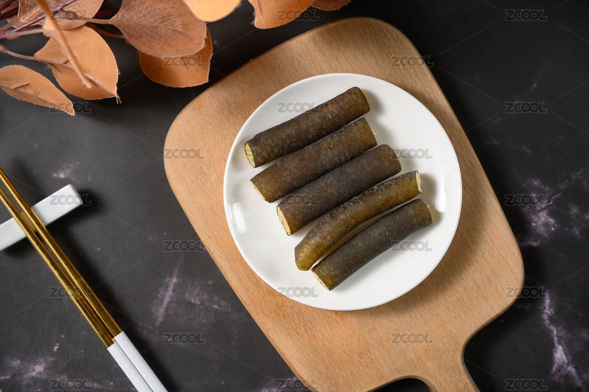 桌面上的盤子里的美味可口的海筍（主預(yù)覽-8864888） - 未分類 - 站酷設(shè)計(jì)師我是小助理原創(chuàng)素材 - 站酷ZCOOL