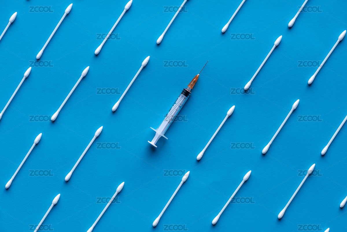 藍(lán)色純凈背景上排列整齊的醫(yī)療棉棒與注射器（主預(yù)覽-659477） - 未分類 - 站酷設(shè)計(jì)師Foto貓?jiān)瓌?chuàng)素材 - 站酷ZCOOL