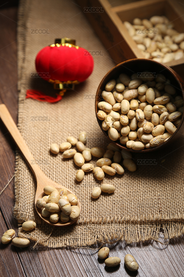 炒黃豆放在木碗和木勺里（主預(yù)覽-8968109） - 未分類 - 站酷設(shè)計(jì)師沉默的螺旋JN原創(chuàng)素材 - 站酷ZCOOL
