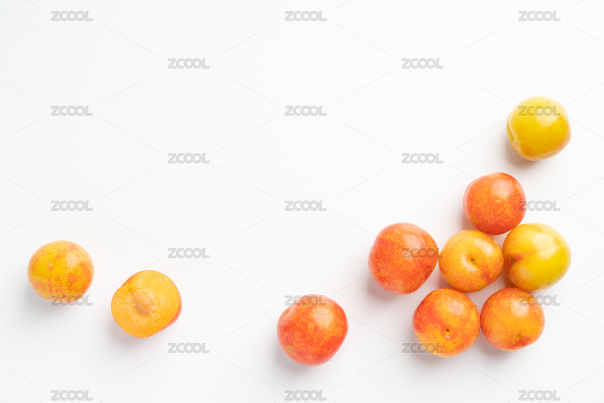 白色背景上 新鮮脆甜的橙色李子（主預(yù)覽-6838270） - 未分類 - 站酷設(shè)計(jì)師警覺的蛋原創(chuàng)素材 - 站酷ZCOOL