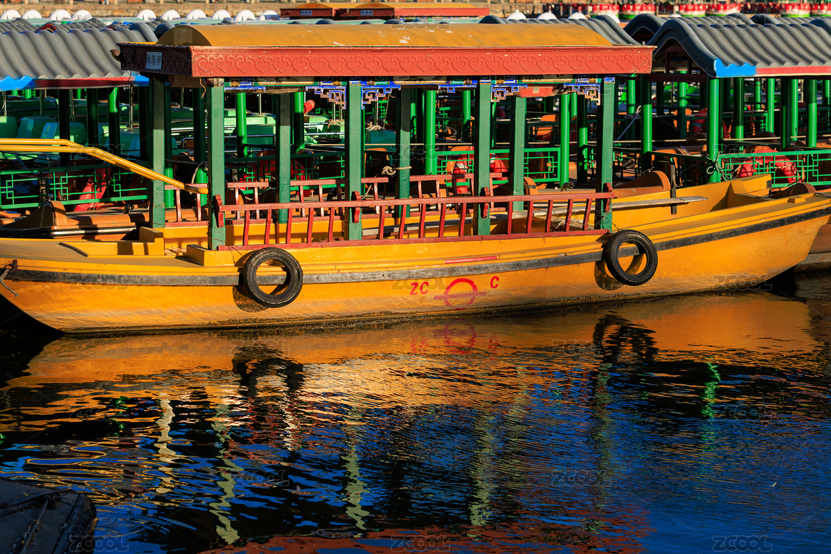 北海公園色彩鮮艷的游船（主預覽-12617282） - 未分類 - 站酷設計師491550525原創(chuàng)素材 - 站酷ZCOOL