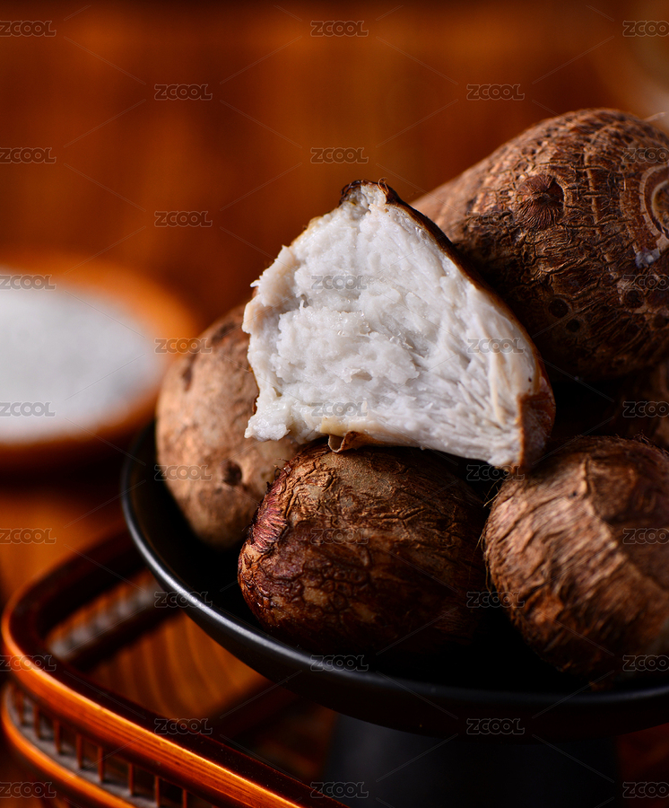 暖色木紋背景上擺放的新鮮書(shū)熟芋頭（主預(yù)覽-1804357） - 未分類 - 站酷設(shè)計(jì)師密斯楊攝影原創(chuàng)素材 - 站酷ZCOOL