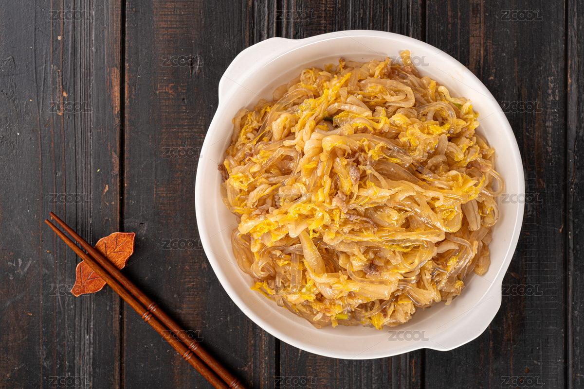 餐盤(pán)里的酸菜炒粉條（主預(yù)覽-8144785） - 未分類(lèi) - 站酷設(shè)計(jì)師渡清美食攝影原創(chuàng)素材 - 站酷ZCOOL