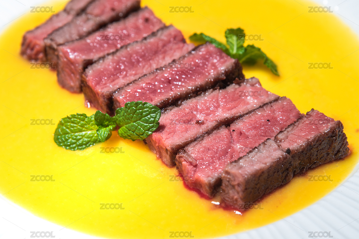 桌面上的牛肉塊（主預(yù)覽-4446506） - 未分類 - 站酷設(shè)計(jì)師ZRG魷魚原創(chuàng)素材 - 站酷ZCOOL