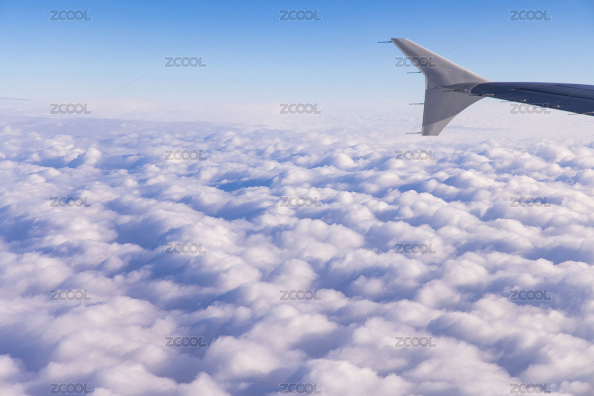 飛機(jī)航行在萬米高空的云朵之上（主預(yù)覽-1541529） - 未分類 - 站酷設(shè)計師靳輝Jin原創(chuàng)素材 - 站酷ZCOOL