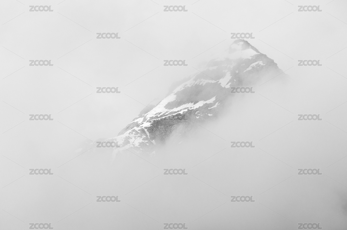 云里霧里的山峰（主預(yù)覽-7967926） - 未分類 - 站酷設(shè)計(jì)師yuliang_8888原創(chuàng)素材 - 站酷ZCOOL