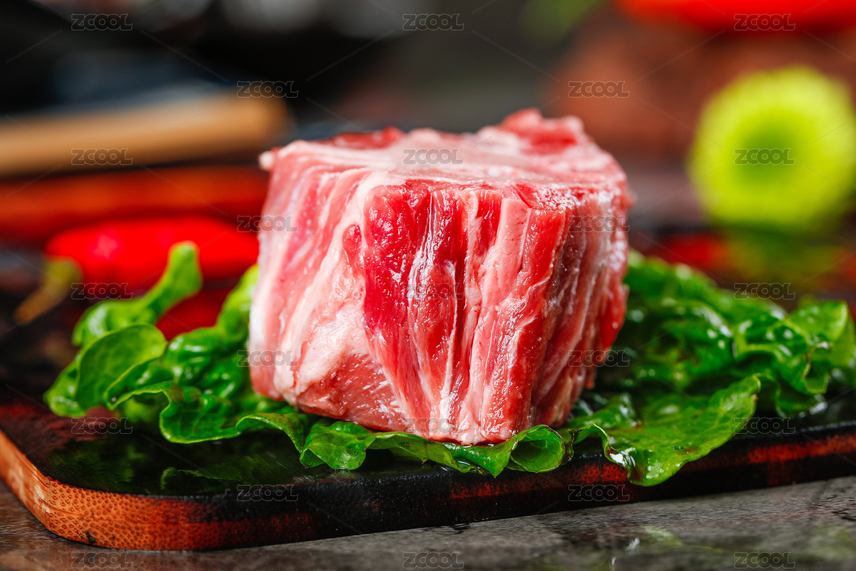 深木板上放著一塊鮮羊蝎子（主預(yù)覽-6899725） - 未分類 - 站酷設(shè)計(jì)師PAOPAO攝影工作室原創(chuàng)素材 - 站酷ZCOOL