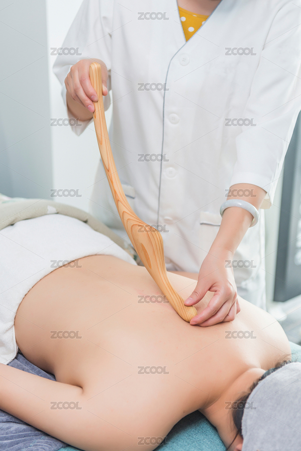 理療師為女性顧客做背部檜木理療（主預(yù)覽-5201148） - 未分類(lèi) - 站酷設(shè)計(jì)師蔚藍(lán)的白日夢(mèng)原創(chuàng)素材 - 站酷ZCOOL
