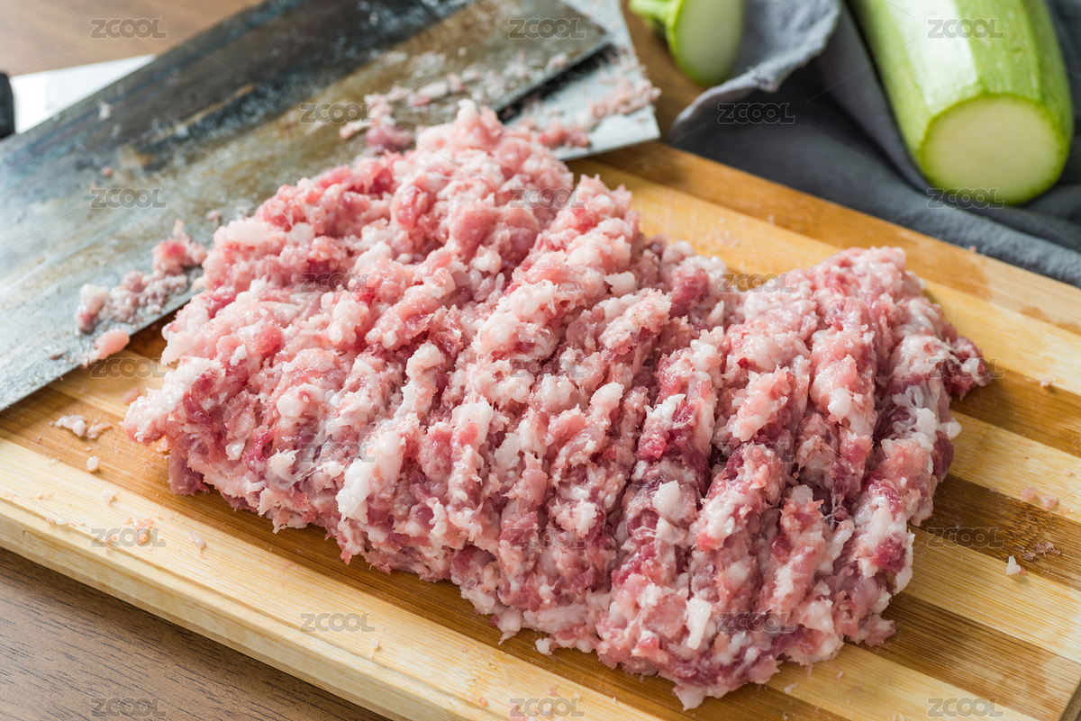 竹制砧板上剁碎的新鮮豬肉餡料（主預(yù)覽-7724083） - 未分類 - 站酷設(shè)計(jì)師蔚藍(lán)的白日夢(mèng)原創(chuàng)素材 - 站酷ZCOOL