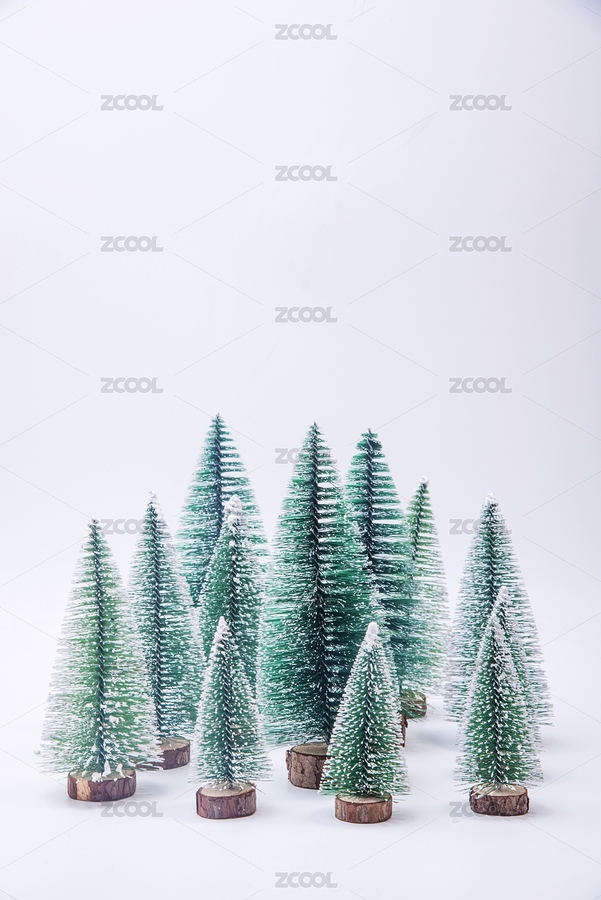 白色背景中的迷你圣誕樹雪松（主預(yù)覽-8692192） - 未分類 - 站酷設(shè)計(jì)師racin原創(chuàng)素材 - 站酷ZCOOL