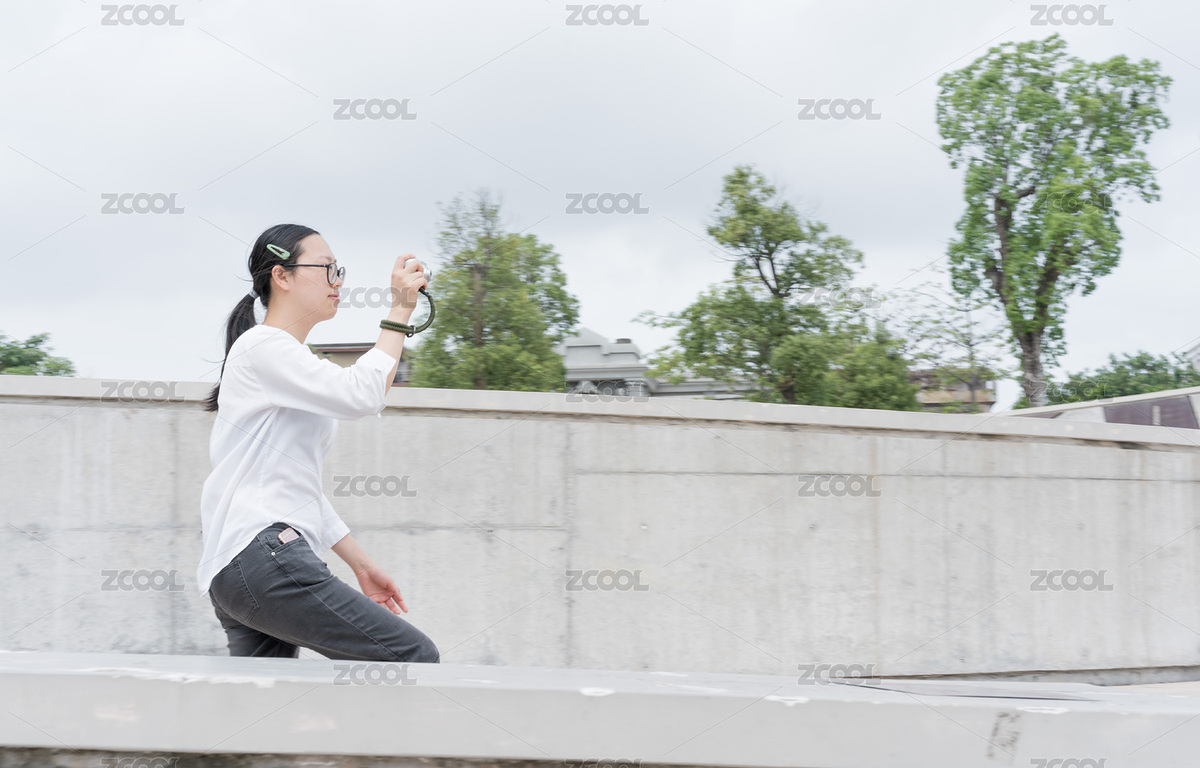 亞裔女性在汕頭旅游拍照（主預(yù)覽-5922749） - 未分類 - 站酷設(shè)計(jì)師allenchen214原創(chuàng)素材 - 站酷ZCOOL