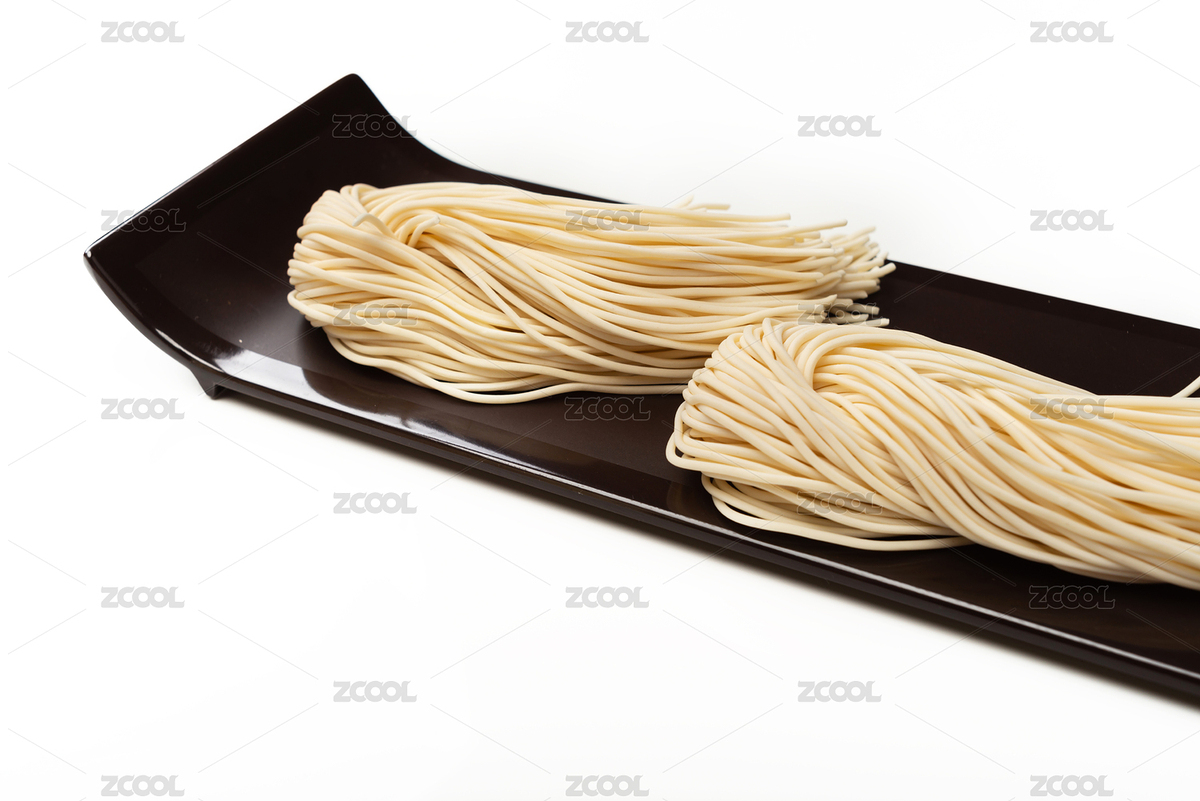 白色背景下放在盤子中的面條（主預(yù)覽-6908766） - 未分類 - 站酷設(shè)計師雪天的故事原創(chuàng)素材 - 站酷ZCOOL