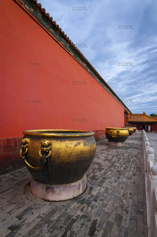 北京故宮的紅墻與銅缸（主預(yù)覽-2033104） - 未分類 - 站酷設(shè)計師hhyyddss原創(chuàng)素材 - 站酷ZCOOL