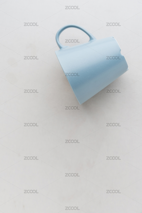 一只傾倒的陶瓷馬克杯咖啡杯（主預(yù)覽-5761465） - 未分類 - 站酷設(shè)計(jì)師蔚藍(lán)的白日夢(mèng)原創(chuàng)素材 - 站酷ZCOOL