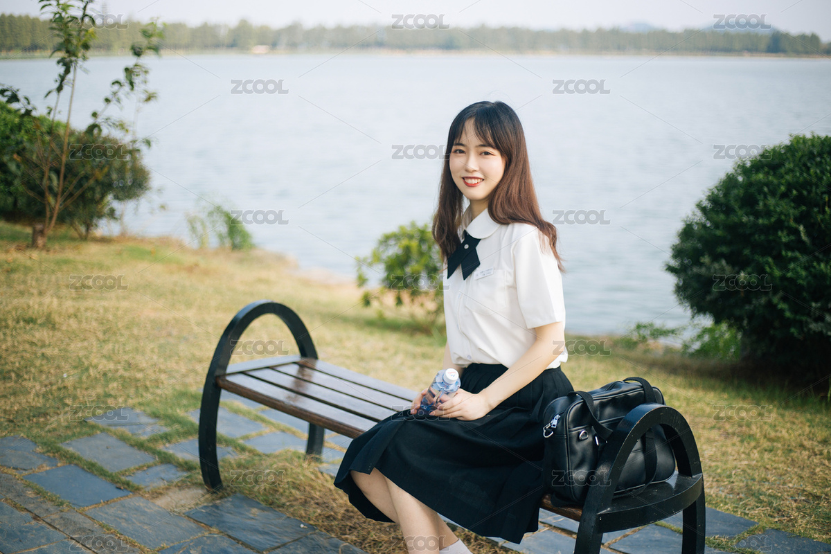 戶外日系JK制服清純唯美青春美女人像（主預(yù)覽-1780193） - 未分類 - 站酷設(shè)計師商業(yè)配圖原創(chuàng)素材 - 站酷ZCOOL
