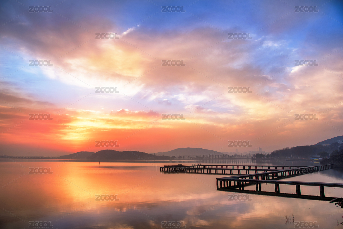 中国湖北武汉东湖凌波门日出无人光影色彩云动（主预览-3194259） - 未分类 - 站酷设计师Gutenacht1原创素材 - 站酷ZCOOL