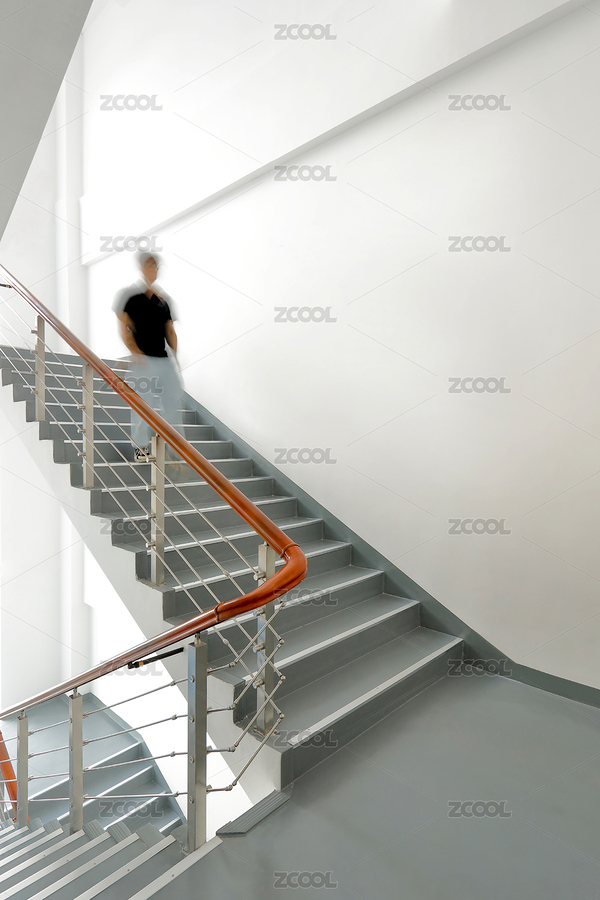 現(xiàn)代建筑樓梯間人影（主預(yù)覽-12101292） - 未分類(lèi) - 站酷設(shè)計(jì)師變幻莫測(cè)攝影原創(chuàng)素材 - 站酷ZCOOL