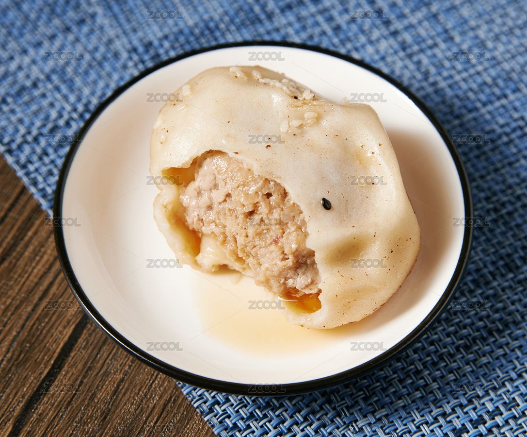 盛放在盤子里的生煎包（主預(yù)覽-7325990） - 未分類 - 站酷設(shè)計師leighzhixin原創(chuàng)素材 - 站酷ZCOOL