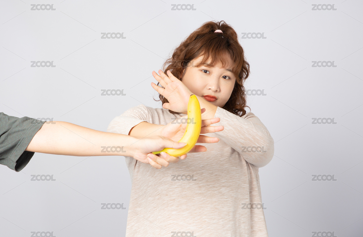 拒絕吃香蕉的亞洲肥胖女生（主預(yù)覽-8331551） - 未分類 - 站酷設(shè)計(jì)師啊喔鵝咿嗚魚原創(chuàng)素材 - 站酷ZCOOL