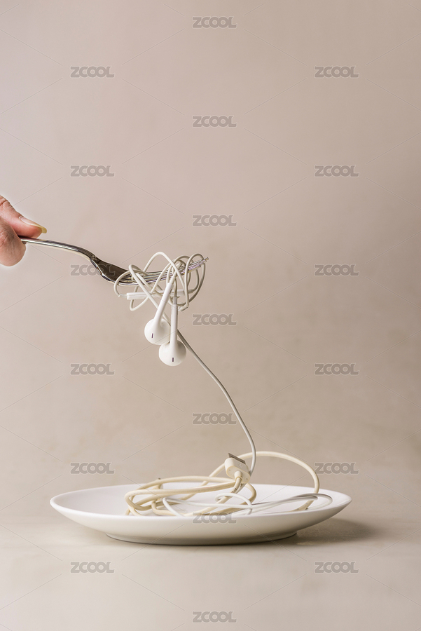 餐叉纏繞的耳機（主預(yù)覽-979597） - 未分類 - 站酷設(shè)計師蔚藍的白日夢原創(chuàng)素材 - 站酷ZCOOL