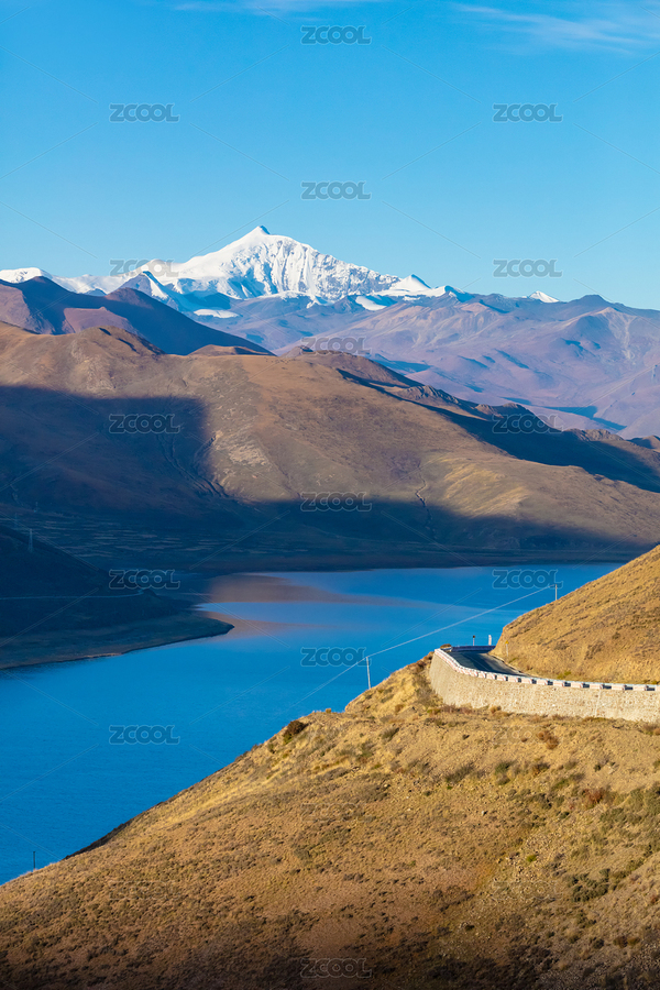 中國西藏羊卓雍措湖和寧金抗沙峰（主預(yù)覽-8147060） - 未分類 - 站酷設(shè)計(jì)師西藏有毒原創(chuàng)素材 - 站酷ZCOOL