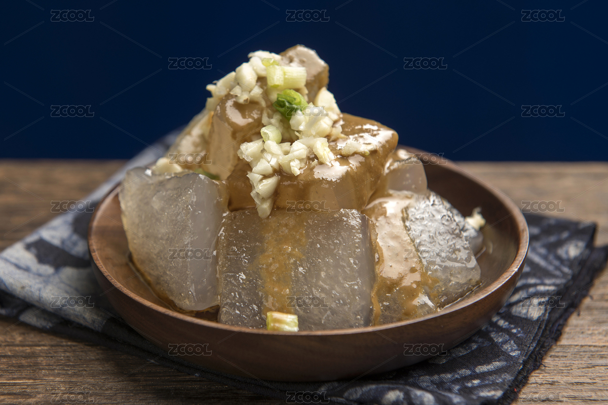 天津小吃煎燜子特寫木桌面深色調(diào)（主預(yù)覽-9035618） - 未分類 - 站酷設(shè)計師金翅大鵬原創(chuàng)素材 - 站酷ZCOOL